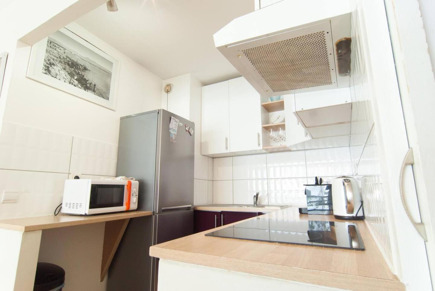 Elegant Apt W/2 Terraces/Mins To Beach & Shops Antibes Extérieur photo